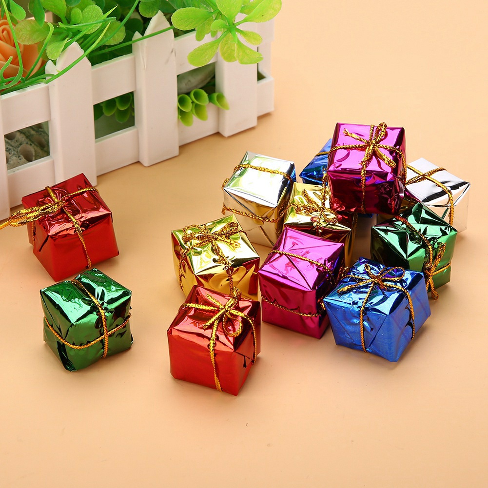 Set 12 phụ kiện hộp quà trang trí cây thông Noel, trang trí giáng sinh