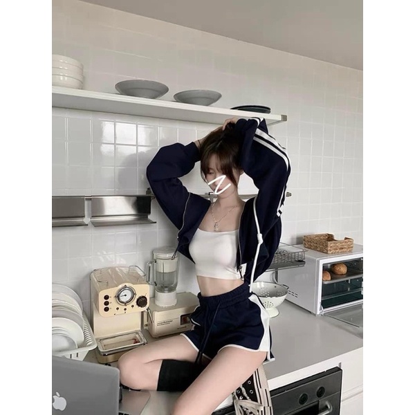 [ 𝐅𝐑𝐄𝐄 𝐒𝐇𝐈𝐏 ]  SÉT BỘ THỂ THAO PHỐI SỌC, CHẤT LIỆU DA CÁ CÓ DƯ Ạ