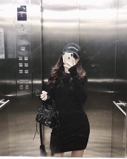 Váy body xỏ ngón