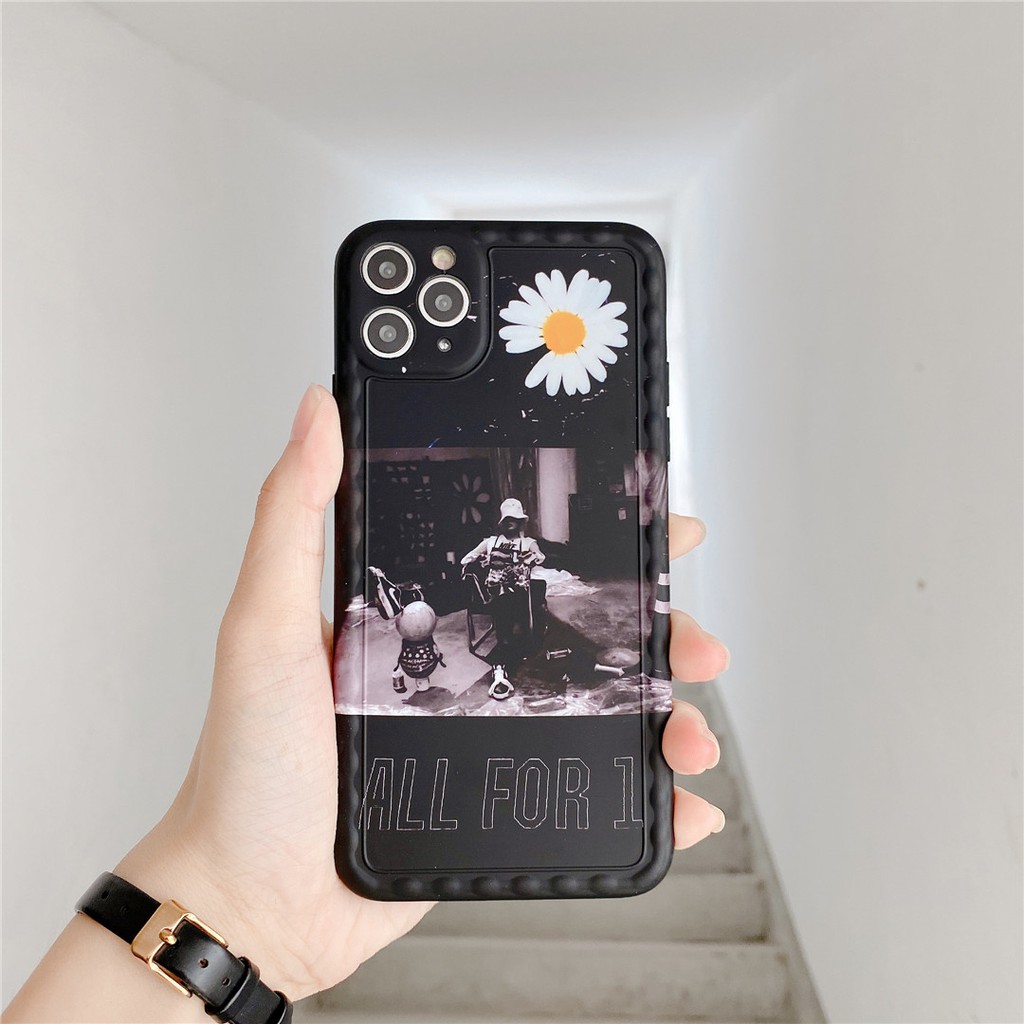 Soft Plastic Phone Cases Cute Couple cartoon Tide brand daisy G-Dragon Case suitable for iPhone11 PRO MAX 7/8plus SE2020 X/XS XR XSMAX