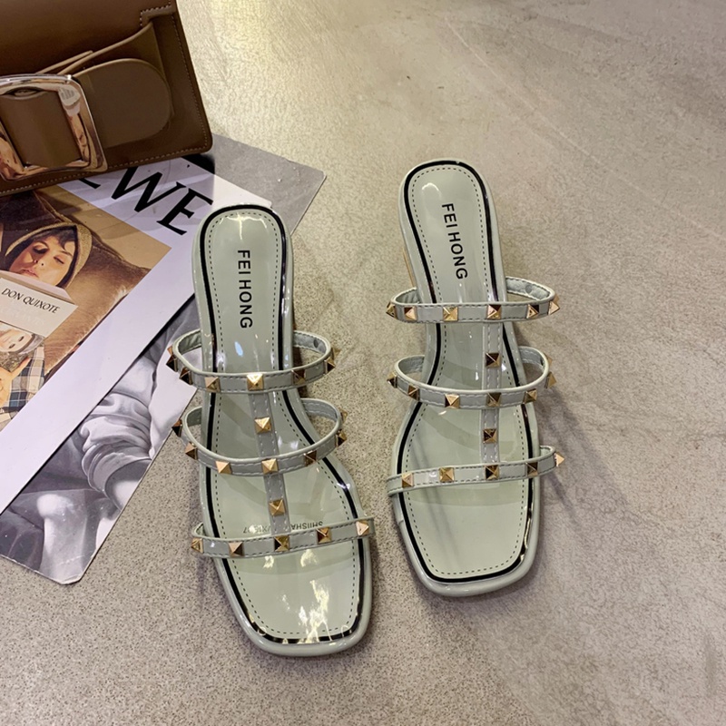 Giày Sandal Cao Gót Đế Vuông Hở Ngón Đính Đinh Tán Thời Trang Cho Nữ