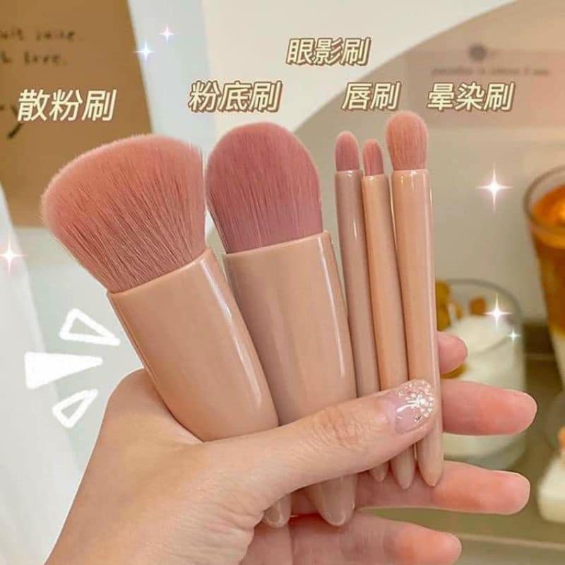 BỘ 5 CỌ TRANG ĐIỂM KÈM HỘP GƯƠNG SIÊU CUTE