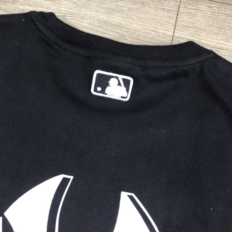 Áo thun MLB-Black chính hãng VNXK Dư Xịn