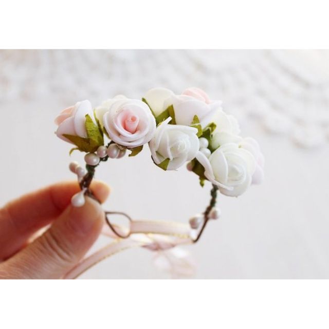 Vòng tay hoa cô dâu, cho bé, chụp ảnh kỷ yếu