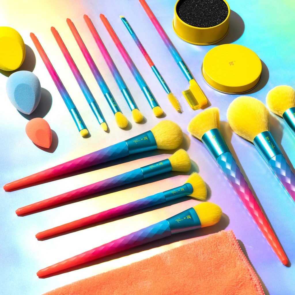 Real Techniques - Cọ Tán Kem Nền Real Techniques Electric Love 046 Obsessed Complexion For Liquid Foundation