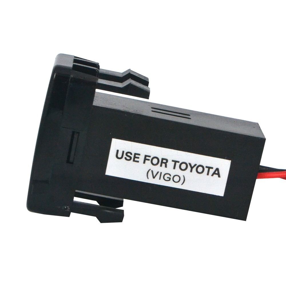 Củ sạc 2 cổng USB có đèn LED cho Toyota prado 120 Series Toyota hilux / vigo loa bluetooth
