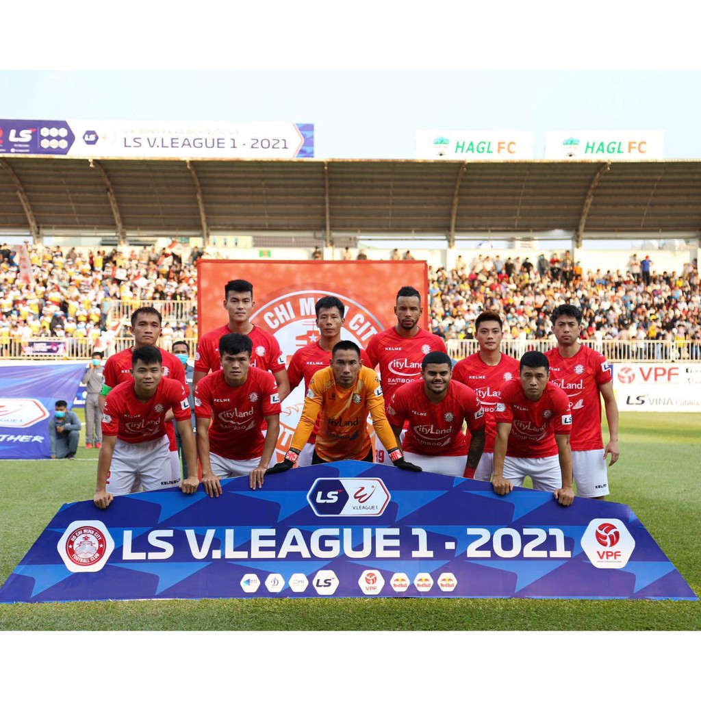 Áo thi đấu bóng đá CLB TPHCM sân nhà màu đỏ 2021