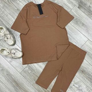 Đồ bộ quần lửng chữ thêu