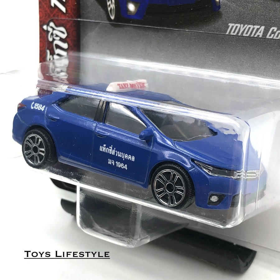 Mô Hình Xe Hơi Toyota Corolla Altis Tỉ Lệ 1: 64