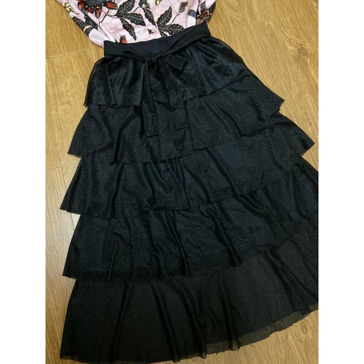 Áo nem và chân váy xếp tầng size M
