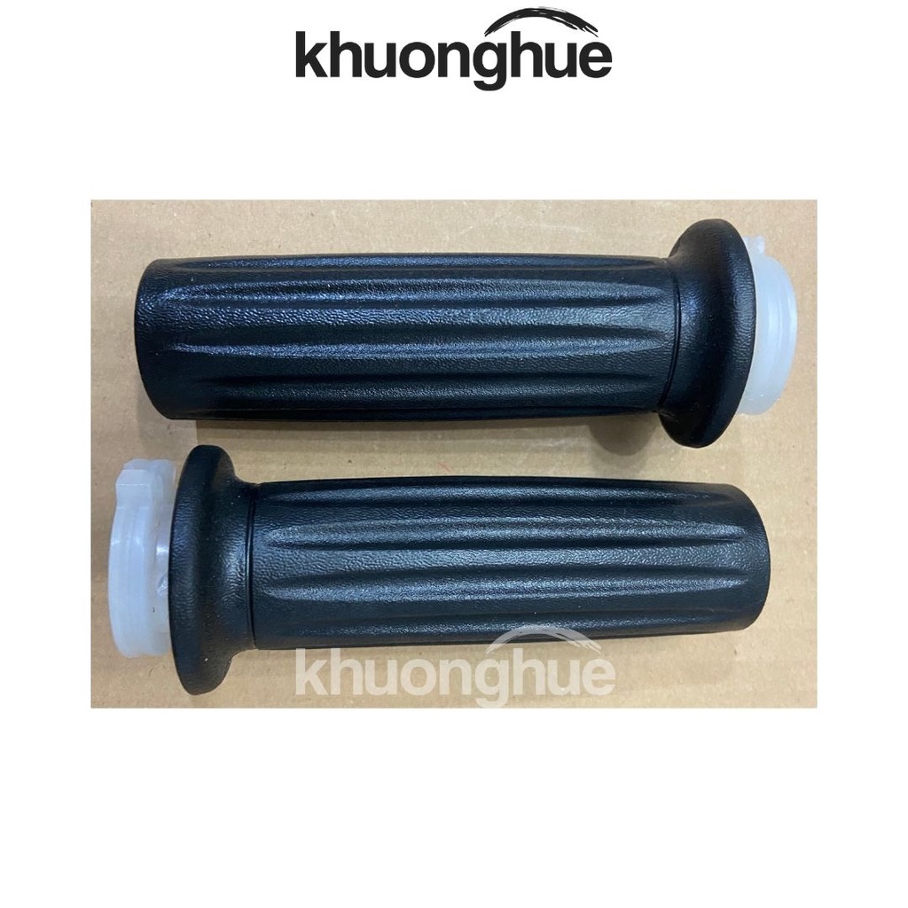 Bao tay phải Atila Elizebeth