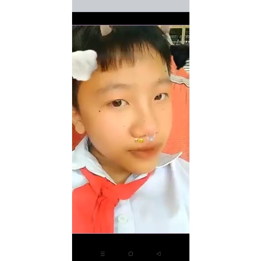 Bibi mình Hải lọt khe 🥺