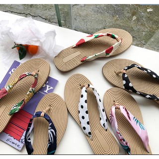 Dép xỏ ngón cói