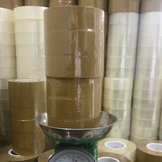 1 cây băng dính loại 6kg/cây( 6 cuộn) màu vàng đục