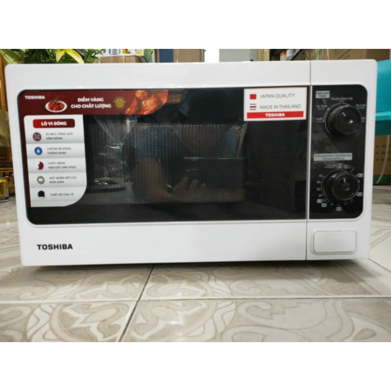 lò vi sóng toshiba 20l