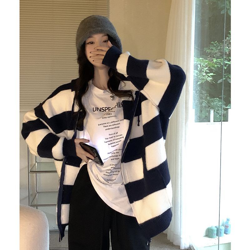 [Spot] Áo Khoác cardigan Dệt Kim Mỏng Dáng Rộng Có Mũ Trùm Kẻ Sọc Thời Trang Phong Cách Hàn Quốc Dễ Phối Đồ