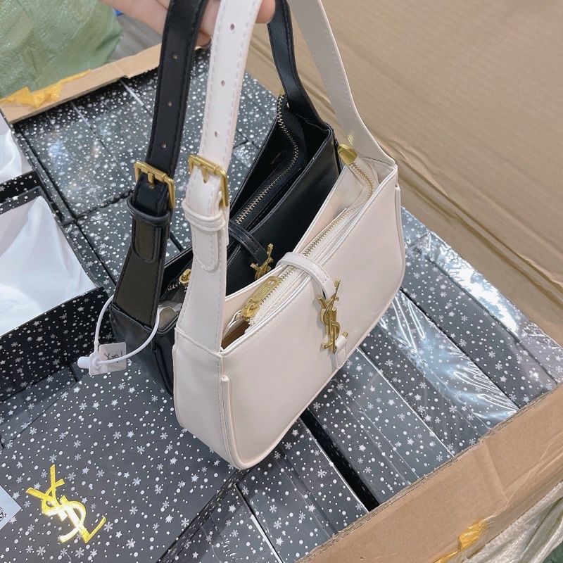 Túi xách nữ qoai ít full box nguyên seal xịn xò 20cm hot 2022