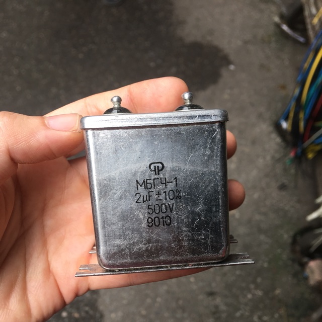 2 cái tụ 2M 500v NGA