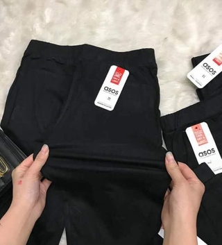 Quần ngố nâng mông asos