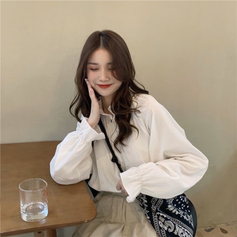 Áo sơ mi trắng nữ tay phồng phối ren- cổ tròn các điệu