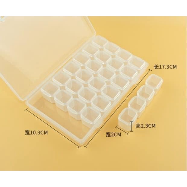 Khay đựng charm 28 ô (màu ngẫu nhiên) ( miễn ship )