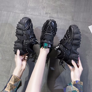giày sneaker nữ chưa bao giờ hết hot