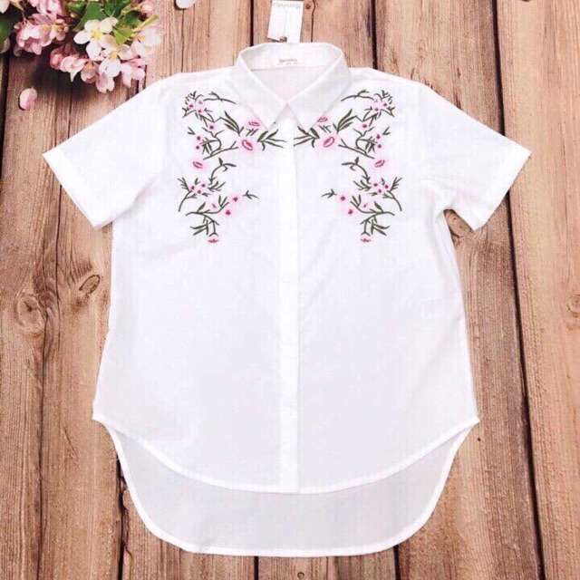 Sơmi trắng vạt lệch