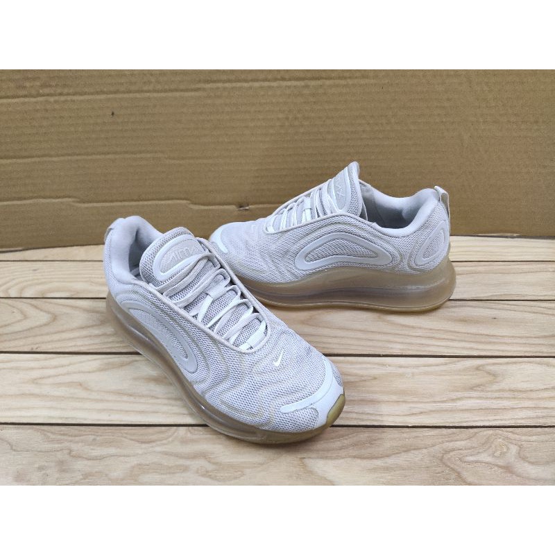 Giày Nike air max 720 trắng sz 38