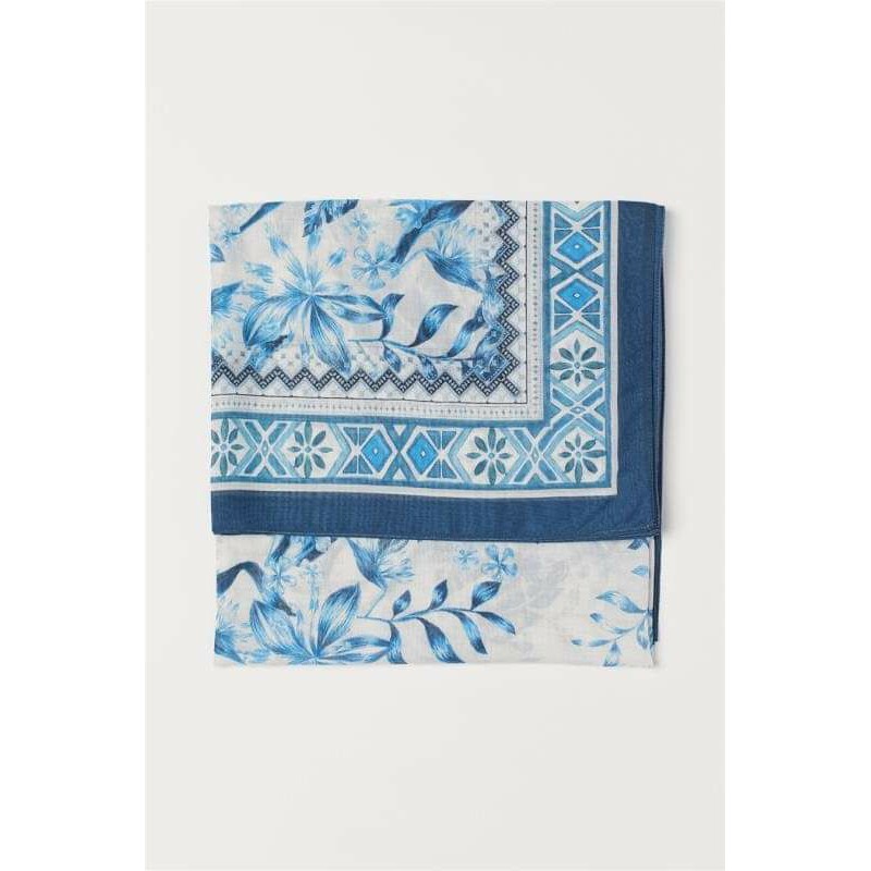 KHĂN CHOÀNG H&M ĐI BIỂN 130*140cm