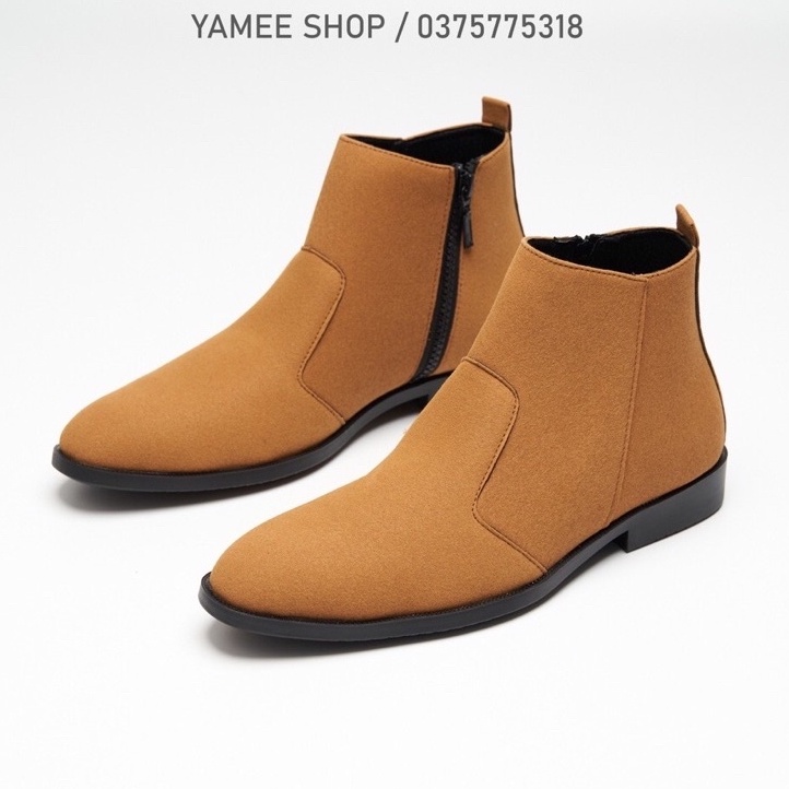 Giày chelsea boots nam da lộn, cổ khóa, đế khâu chắc chắn.