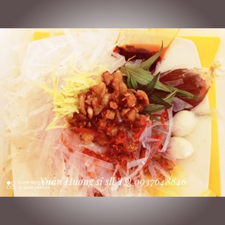 Bánh tráng trộn tóp mỡ mắm tỏi