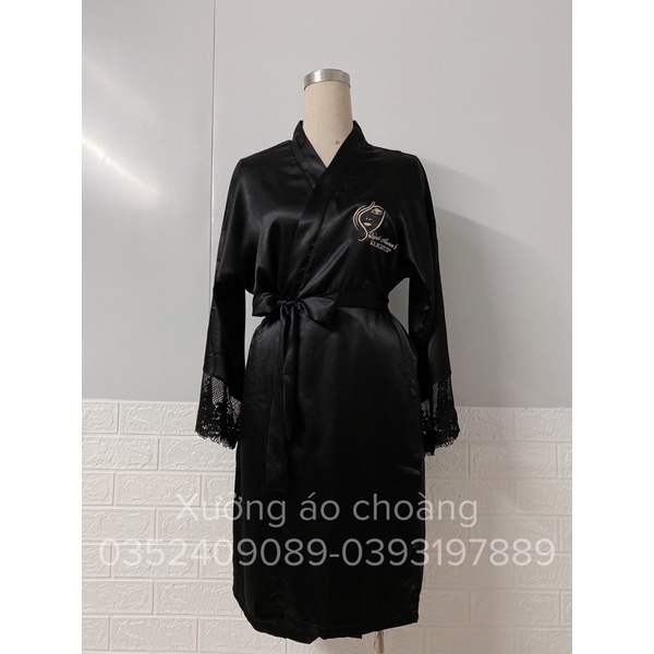 Áo choàng lụa phối ren tay makeup-salon-spa-studio