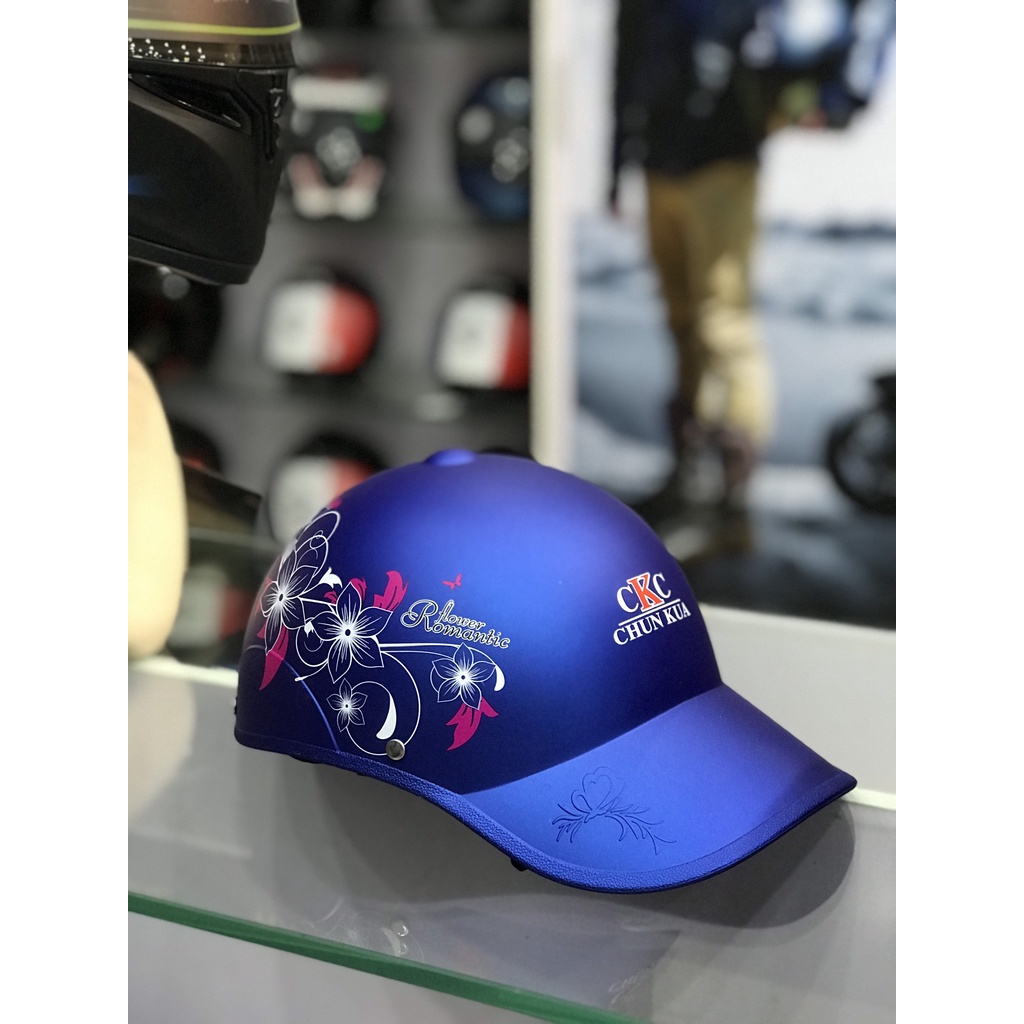 Mũ bảo hiểm thời trang CKC nữ - Cam kết chính hãng