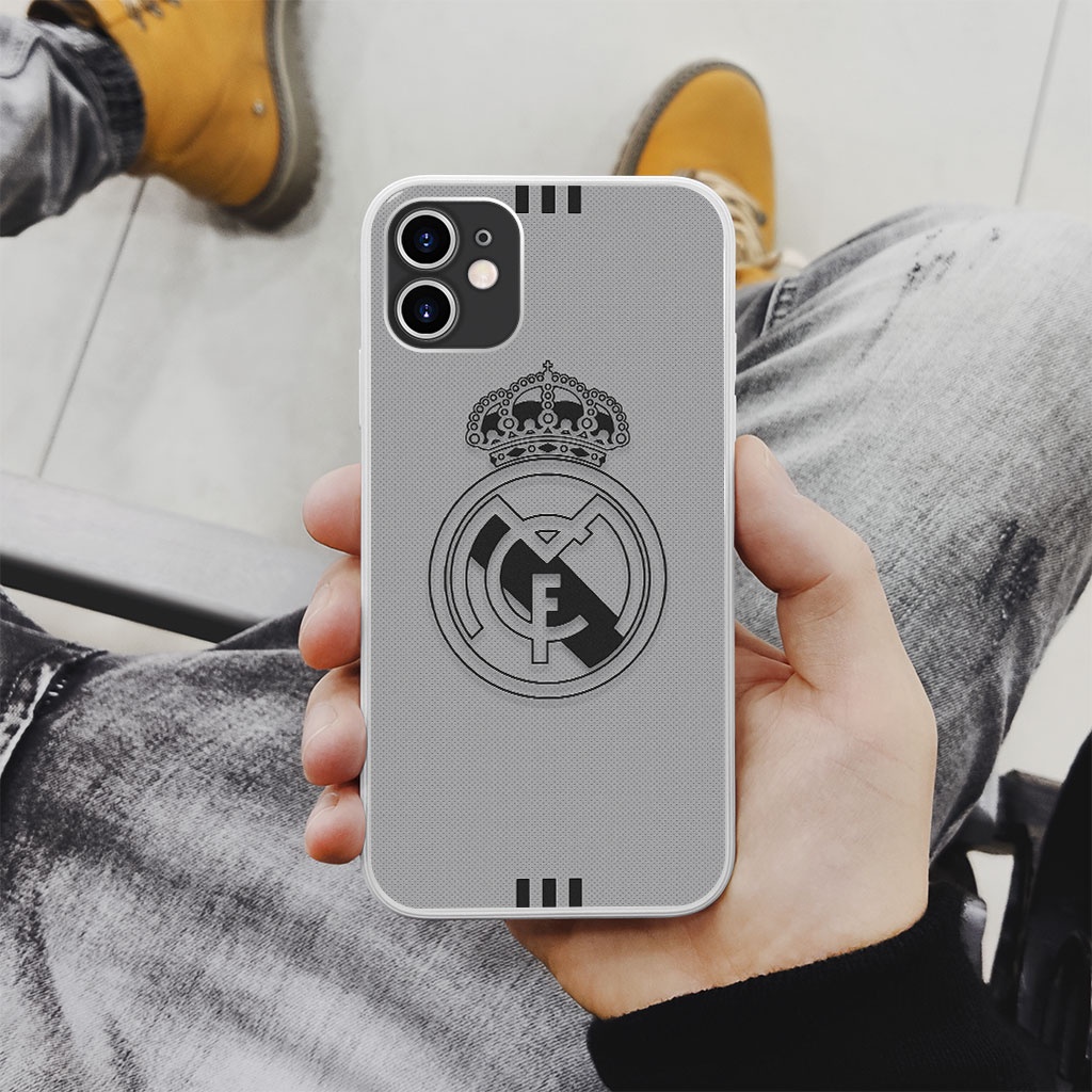 Ốp lưng logo real madrid black and white cho iphone 6 - iphone 13 FOO20221752