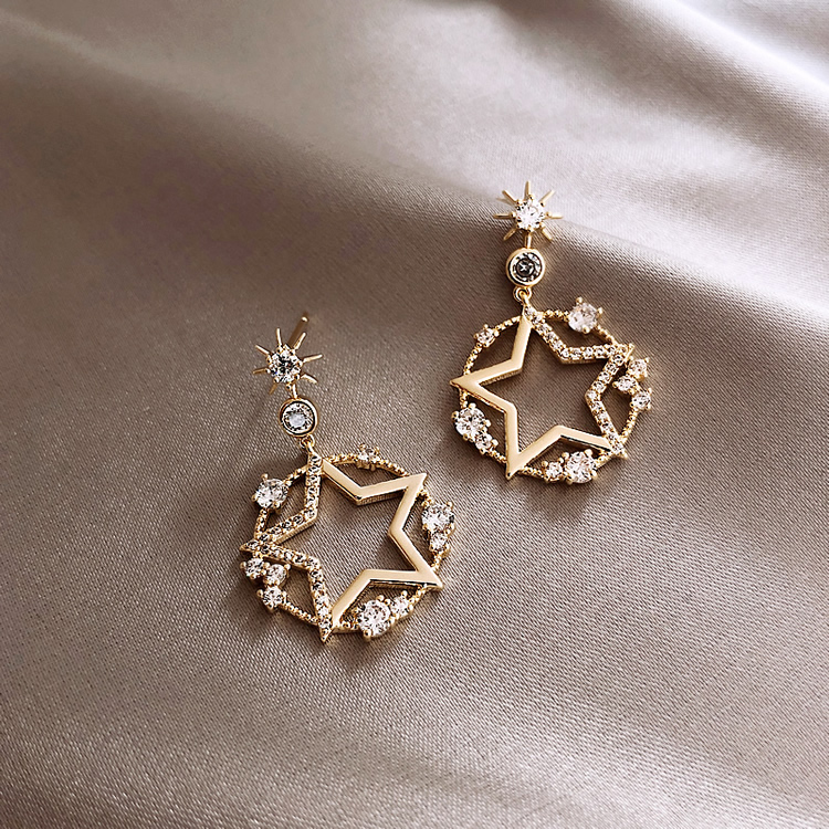 Star Earrings 925 Silver Needle Circle Five-pointed Korean Female Earrings