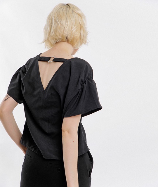 Áo tay nhún Hnoss new tag