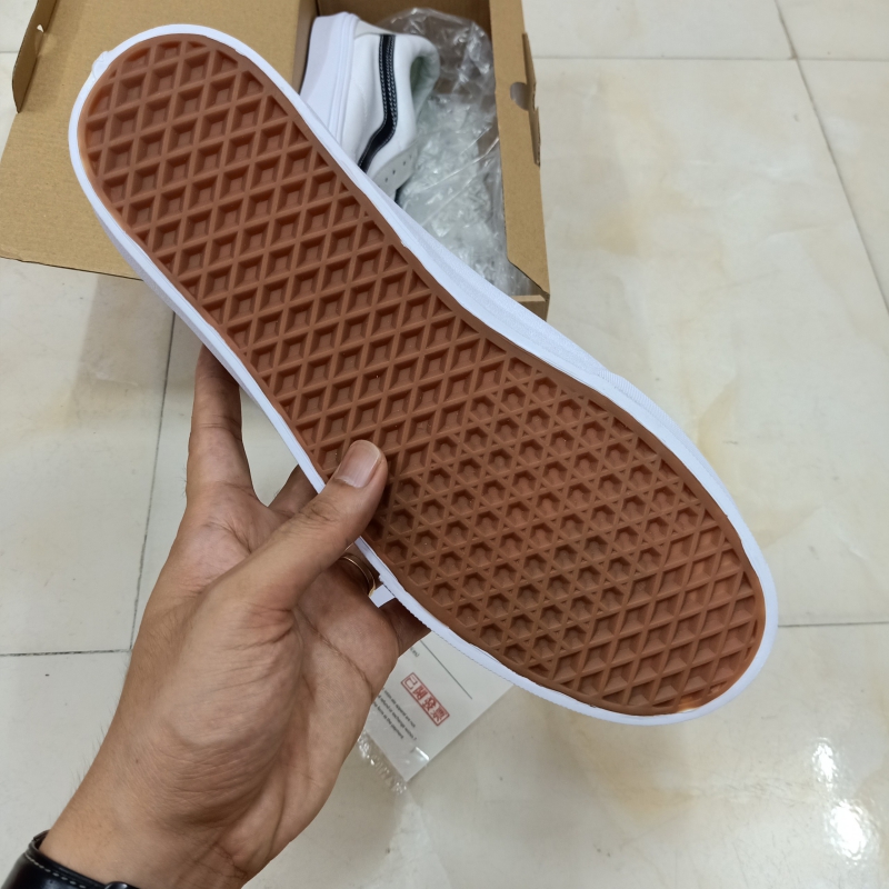 Giày Vans Old Skool Trắng Sọc Đen