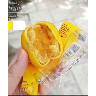 SẴN: Tách lẻ 1kg bánh pía kim sa trứng muối hay trứng tan chảy.