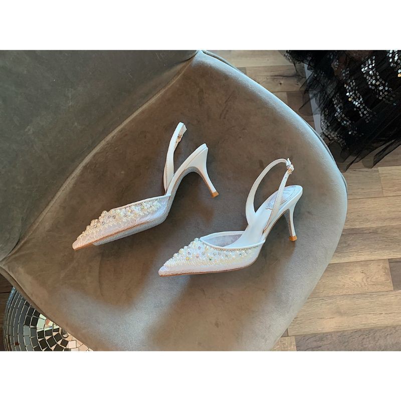 Giày cao gót có quai mũi nhọn gót 7,5cm Rene caovilla