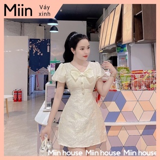 Váy gấm hoa nẹp ngọc nơ ngực