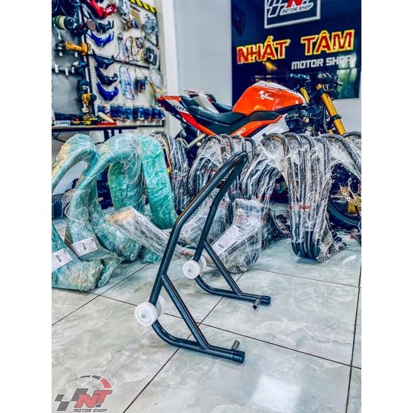 Ben nâng dùng mọi loại xe R15, CBR150, CBR250, MT15, GSX150