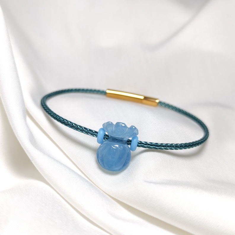 Vòng tay charm túi tiền aquamarine xanh dương hợp mệnh thủy mộc, chiêu tài  hút lộc - Tuệ Lâm