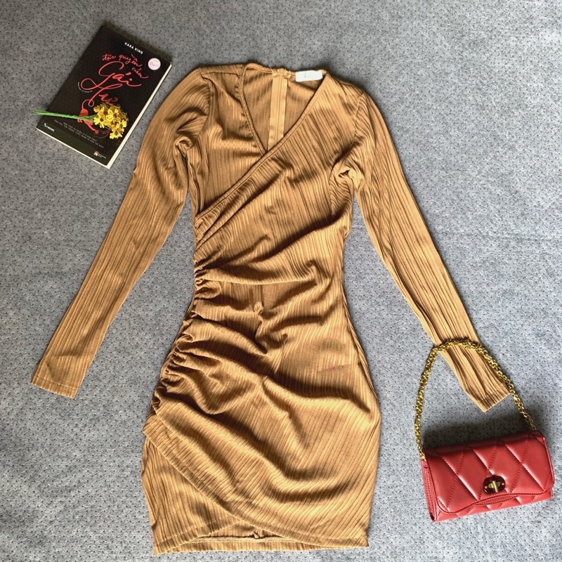 Váy Body Thun Tăm - Đầm Ôm Body Tay Dài Sẻ Cổ V Chít Eo Che Bụng Cực Sexy Tôn Dáng, 3 Màu Vàng -Đỏ - Đen [184]