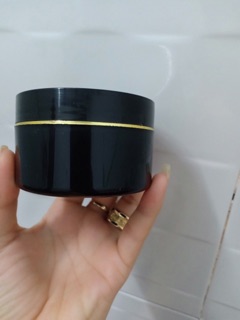 Hủ Đựng Kem 100g Trắng/Đen Dẻo Đẹp