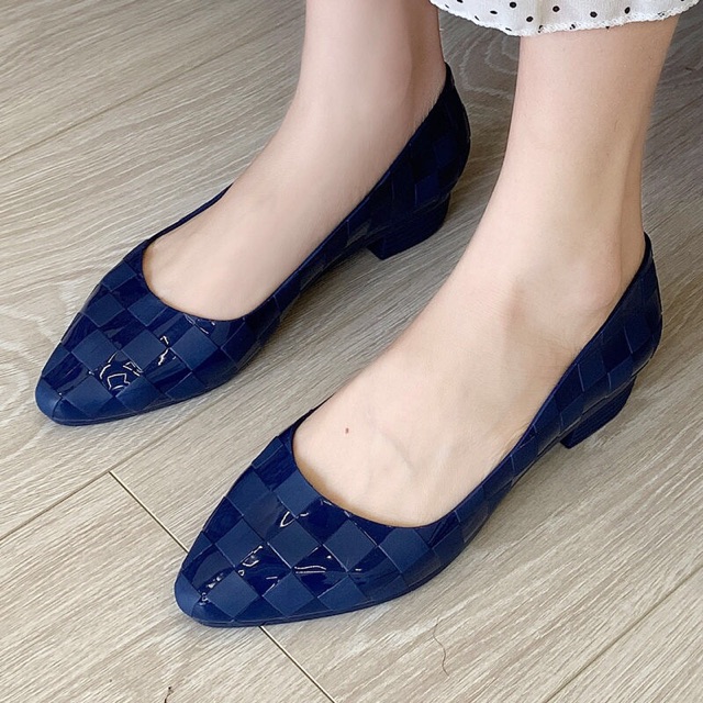Order giày nhựa thơm đi mưa mẫu mới siêu bền đẹp thời trang | BigBuy360 - bigbuy360.vn