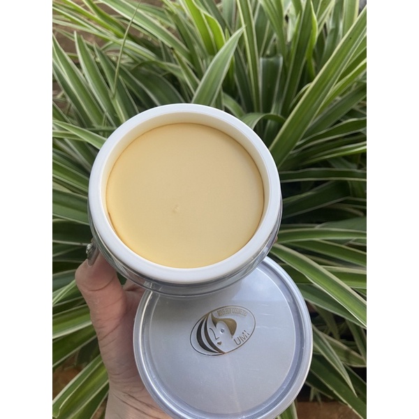 Kem Dưỡng Trắng Da Toàn Thân Tổ Yến Collagen Umi
