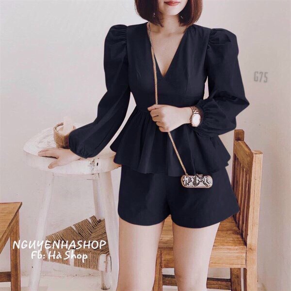 Set bộ nữ dễ thương nhẹ nhàng, set đồ nữ đi dự tiệc cưới với quần short ngắn kèm áo kiểu nữ tà xòe cổ V tay dài
