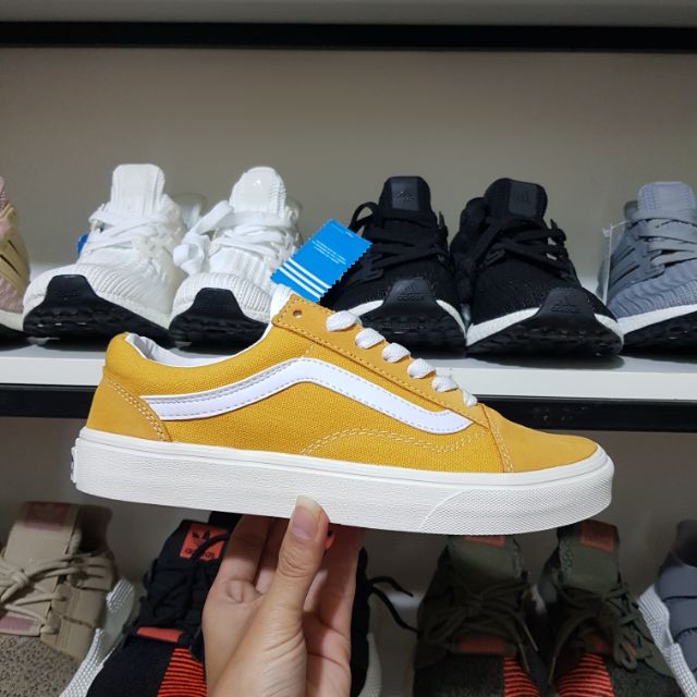 Van vàng hàng r.e.p+