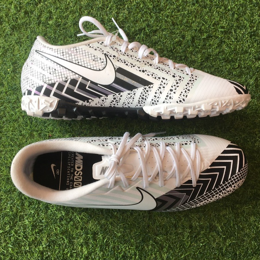 【Giày chạy thể thao】Giày bóng đá Nike Mercurial Vapor 13 Academy TF Dream Speed 3 - White/Black - CJ