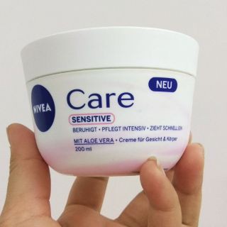 Kem dưỡng ẩm Nivea Care Sensitive 200ml, xách tay Đức